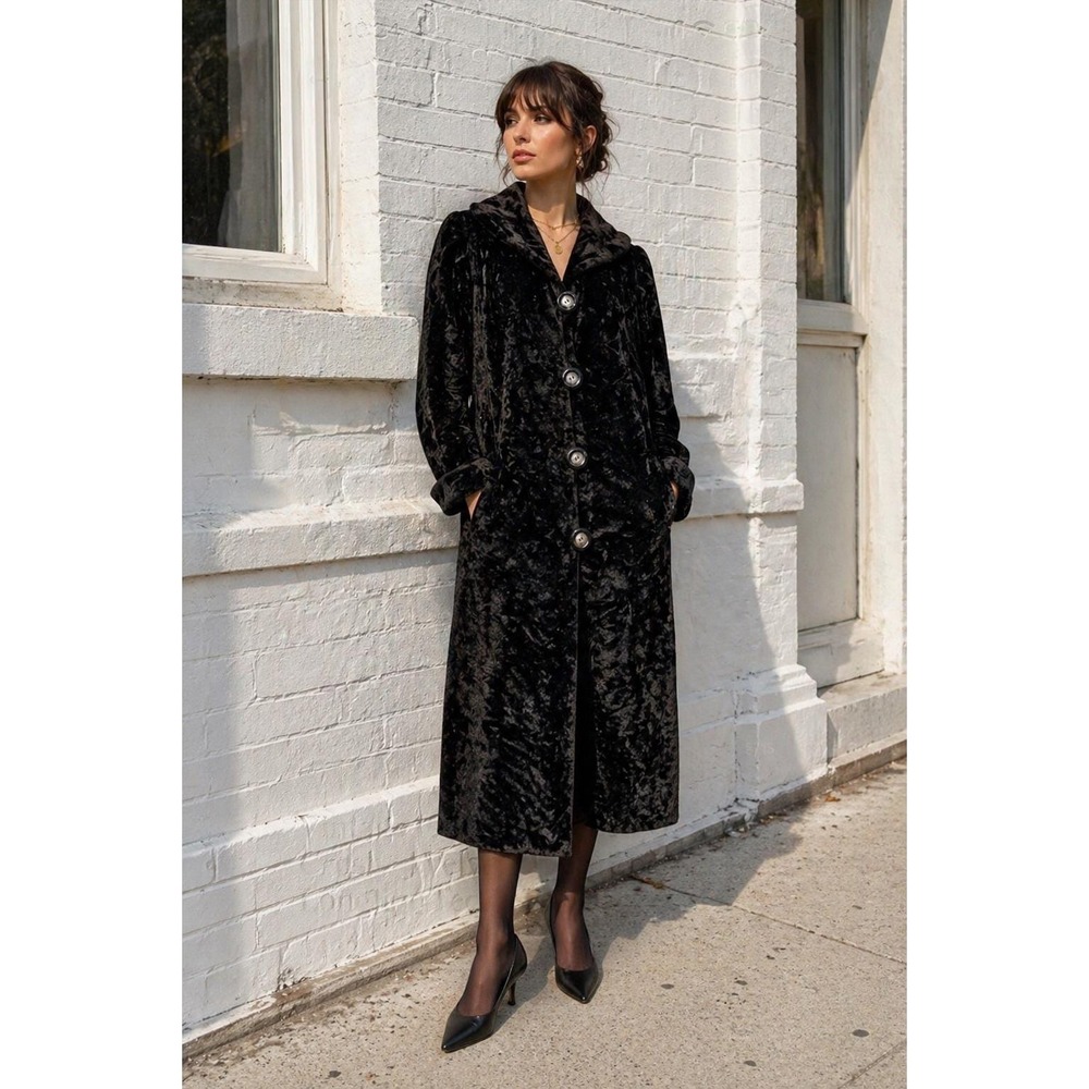 Vintage 1930s Chocolate Brown Crushed Velvet Opera Coat Longline Evening M